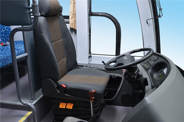 Kinglong 11m 52 Seat Luxury Coach Bus Fast 6 Speed Euro 5