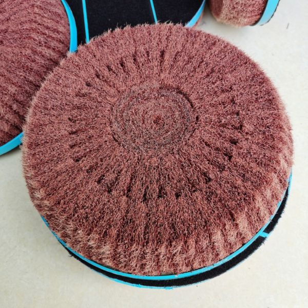 半球式磨き頭 ステンレス鋼の磨きディスク ランダムなパターンの磨き車