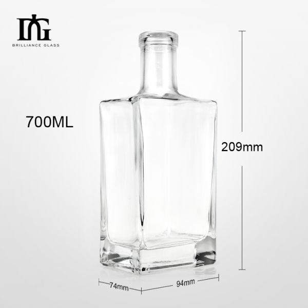 Accptable OEM/ODM 700ml Square Shape Glass Bottle for Whisky Gin Vodka Spirit Choice