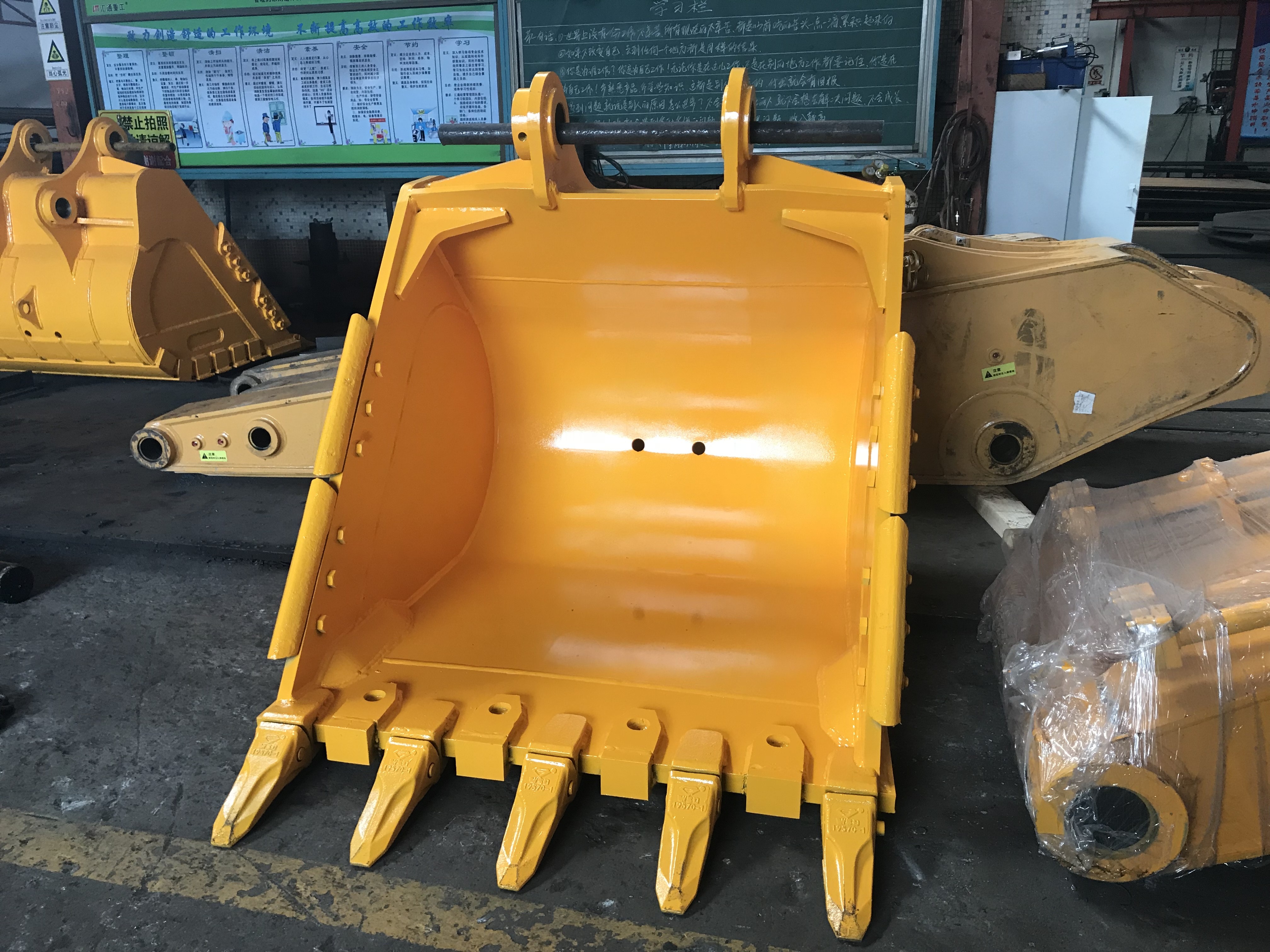 Части землекопа гремят ведро утеса JCB сверхмощное для экскаватора