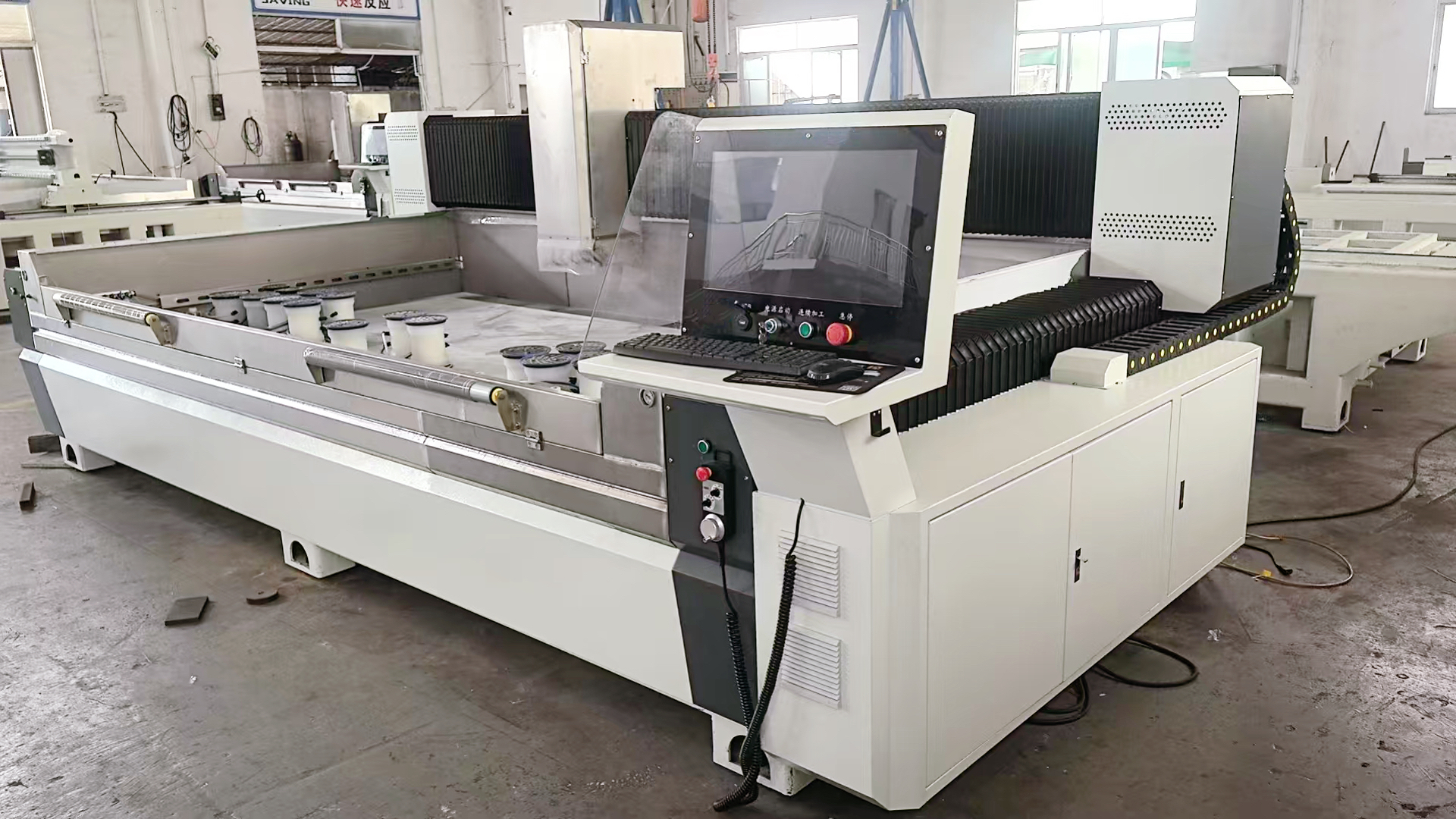 High-speed Glass CNC Processing Center With Three Axes, Used For Mirror Polishing, Edge Grinding, And Drilling.