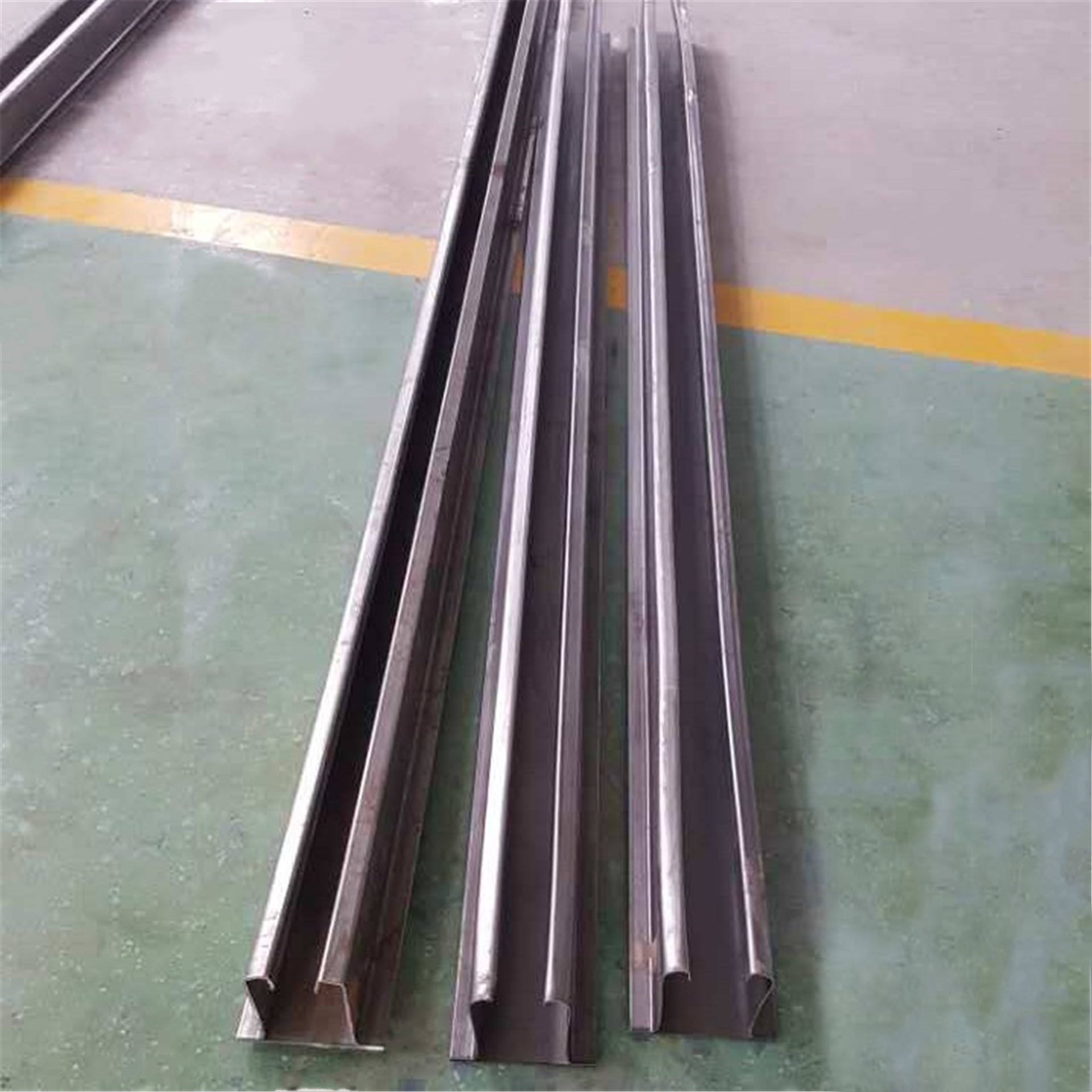 Vigacero Roll Forming Machine for Galvanized Steel Composite Floor Deck System