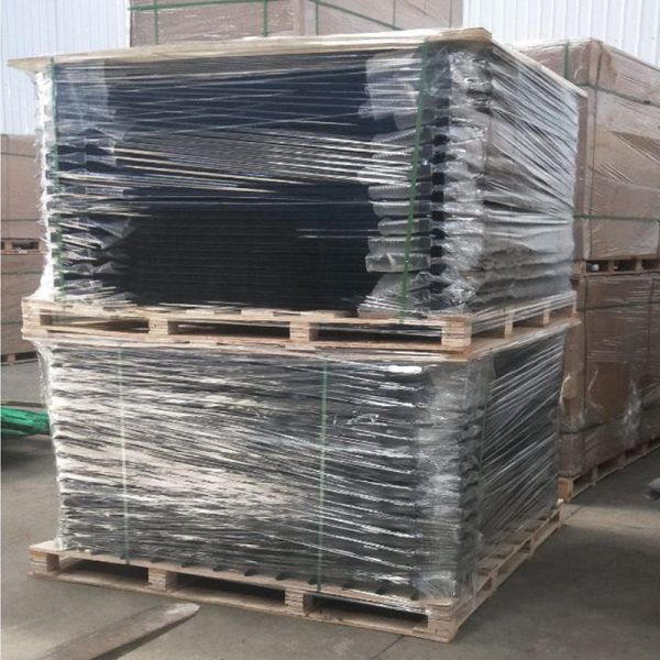 Postes de valla de acero galvanizado y con recubrimiento de polvo de seguridad de alta resistencia