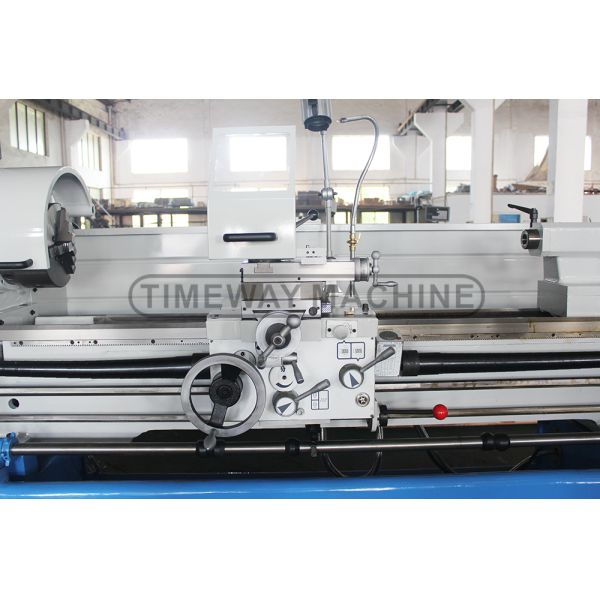 Metal Turning 410mm Swing Horizontal Lathe Machine Tool at with and 0.01mm Roundness