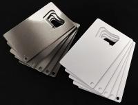 Ouvre-bouteilles en métal sur mesure Sublimation Blanc Brossé en métal en acier inoxydable Ouvre-bouteille de bière Souvenirs avec votre logo