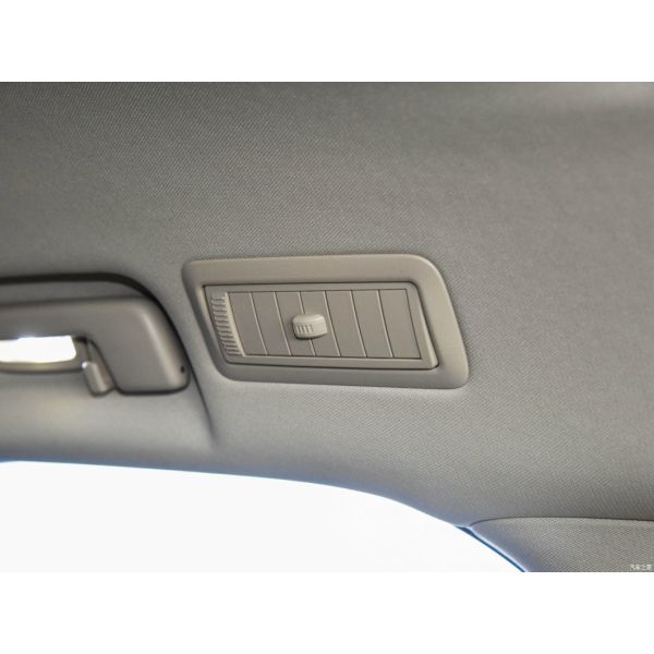 Buick GL8 2023 Es Smart Flagship Version Gasoline MPV Top Speed 195 Km/H for Benefit