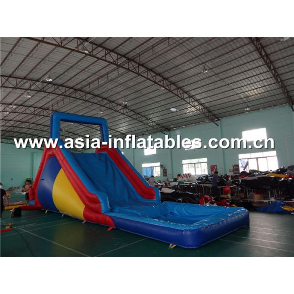 Newly design! hot style inflatable water slide with a pool