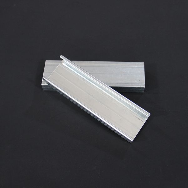 ISO9001 Drywall Metal Stud / Track And Stud Framing  Easy Cleaning