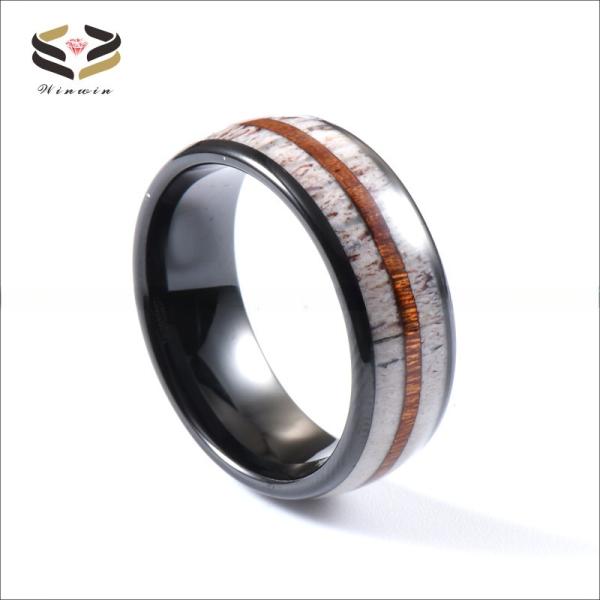 Une superbe bague de mariée pour homme avec antler et bois de koa en incrustation de confort adapté 8mm noir tungstène