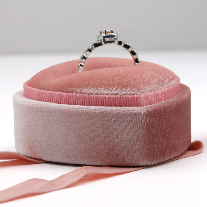 Hinge Closure Jewelry Box Packaging With Ribbon Pink Heart Velvet For Wedding Ring