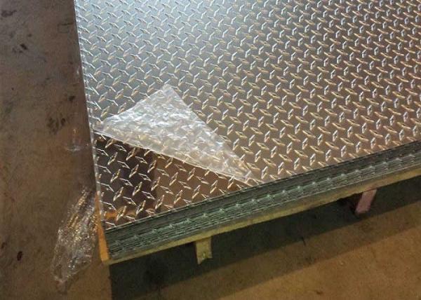 Soft Aluminum Diamond Plate Lightweight 1100 Aluminum Coil With PVC Coating