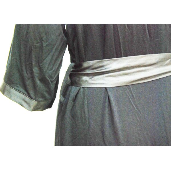 Pretty Black Women'S Winter Nightgowns , Warm Ladies Long Sleeve Nighties