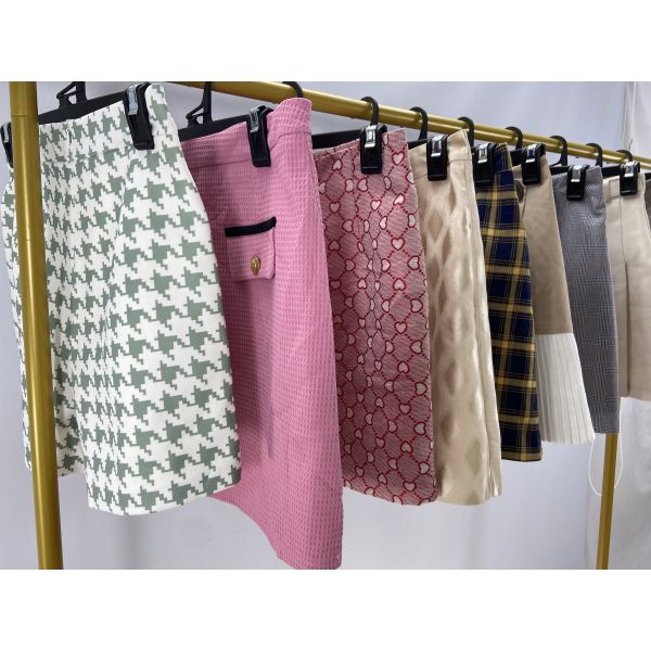 Women's Slim Fit Used Clothes Second Hand Polyester Cotton Blend Summer Short Skirts