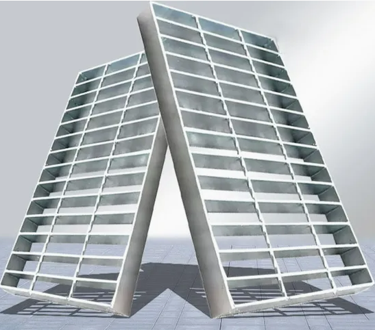 Customizable Design Steel Grating with Excellent Load-Bearing and Optimal Drainage for Industrial Platforms