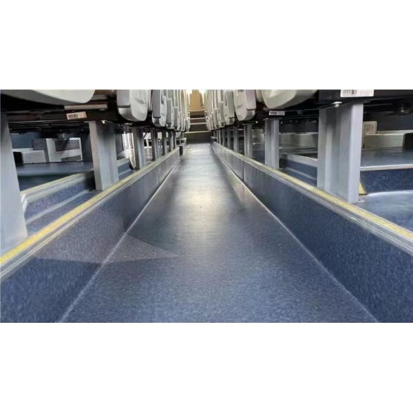 используемый автобус Yutong 55seater перехода использовал подвес варочного мешка двойных дверей автобуса ZK6125 Rv