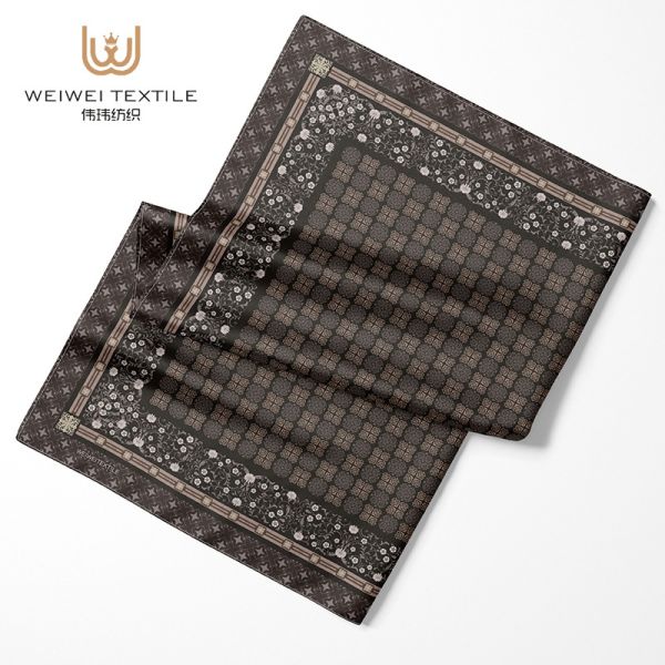 Custom Design Women's Scarf Fashion Square Bidang 45 Luxury Muslim Ladies Hijab Geometric Printed Satin Silk Scarf for Summer