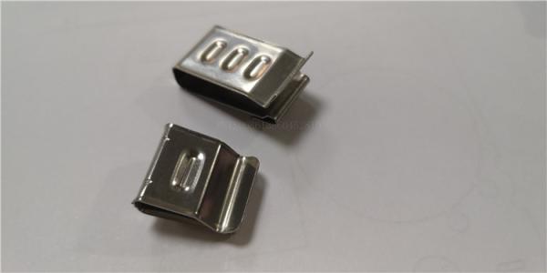 Metal de anodização da precisão que carimba para SS 304 o grampo de 412 cabos