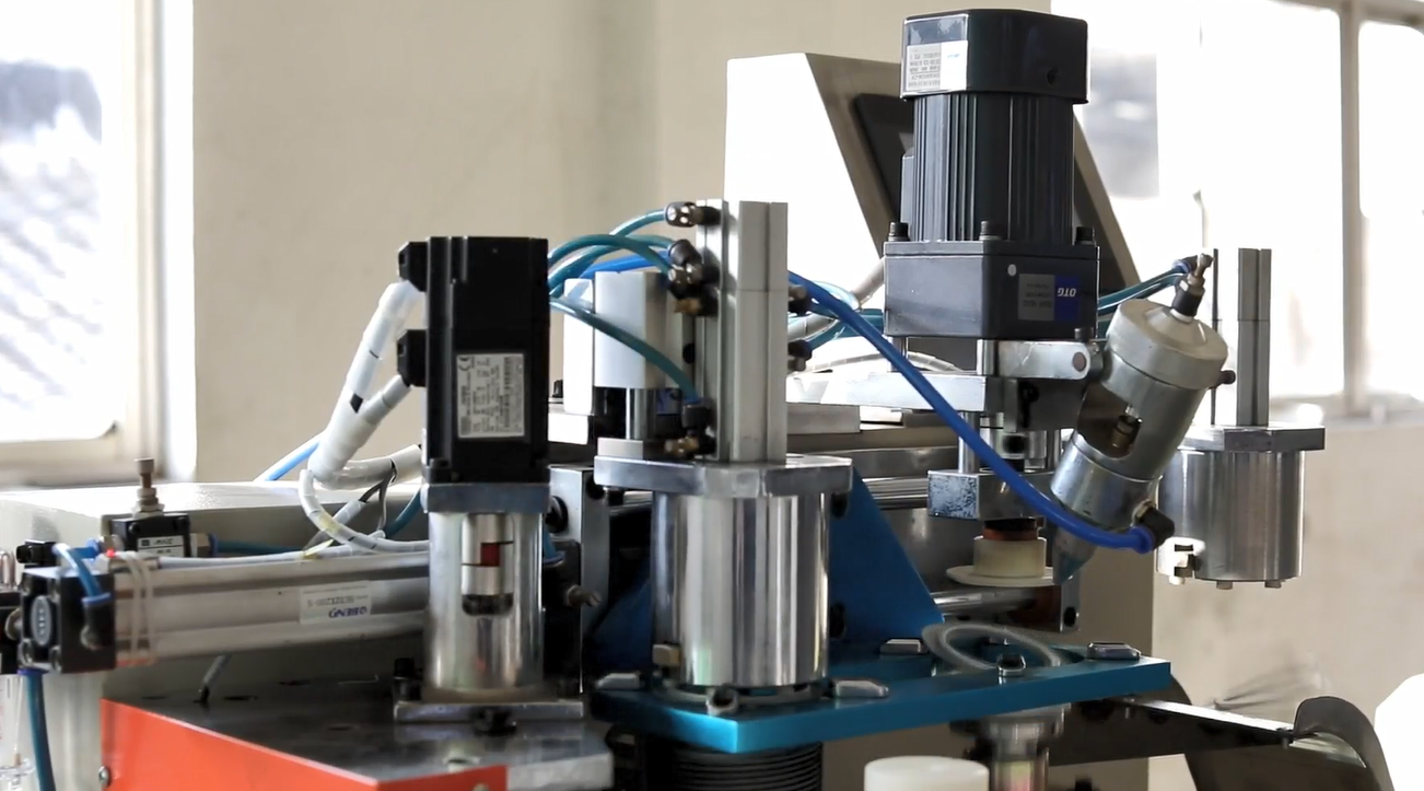 Dense Plate Glue Injection Machine Air Filter Production Line
