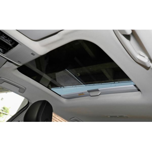 Небольшая машина хэтчбека мест двери 5 бензина 5 гольфа 2023 200TSI DSG Фольксваген