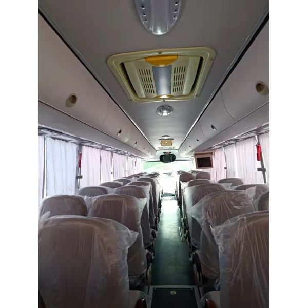 Автобусы мест автобуса 55 руки ZK6127 Kinglong дизеля автобуса Yutong 2-ые тренируют используемый задний двигатель