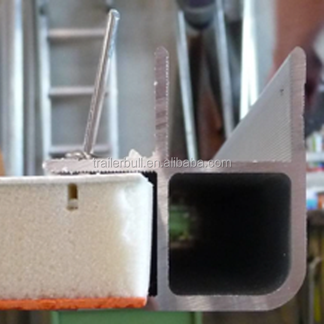 Equipo de paneles de sandwich de FRP de núcleo XPS duradero para caja de congelación y carrocería de camión de carga seca