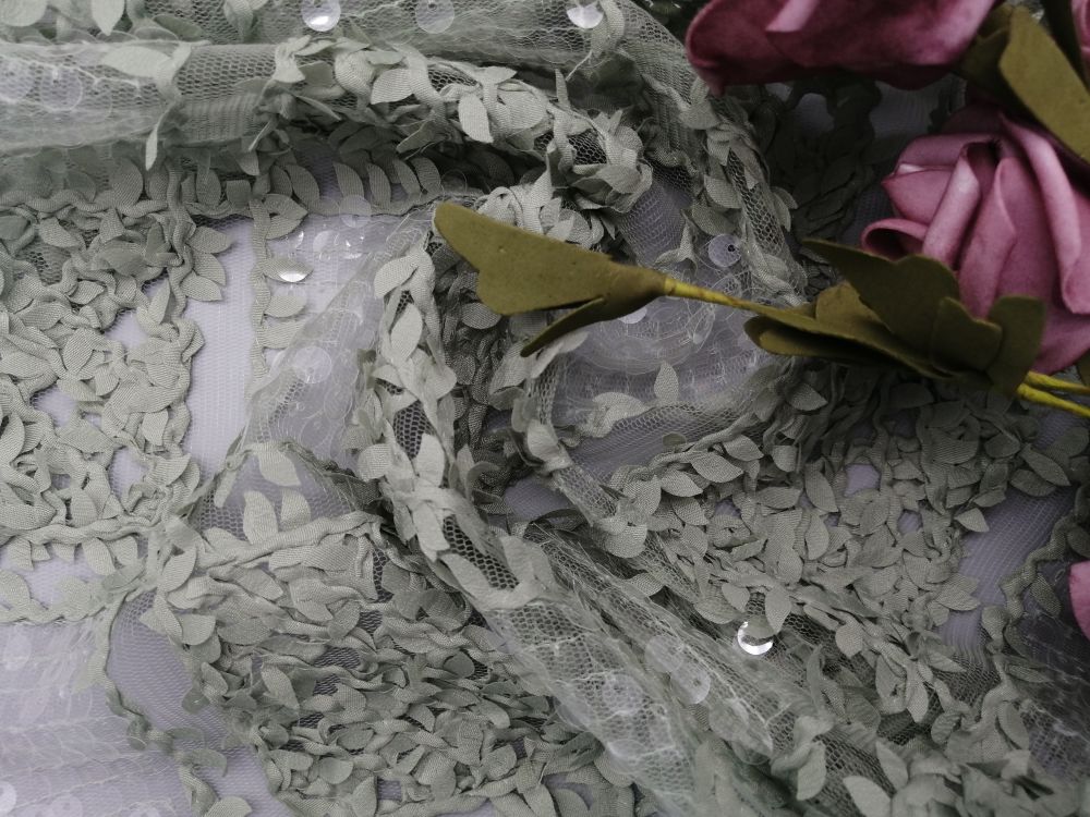 Сетка шнурка вязания крючком Sequin зеленого цвета ODM прозрачной связыванная тканью