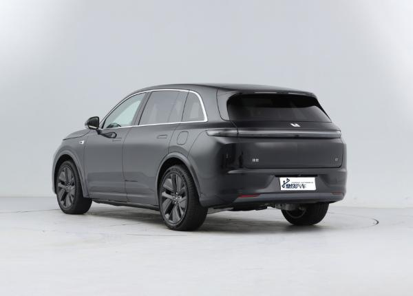 Long Range High Speed Lixiang EV Electric Car L7 Gasoline 5 Doors 6 Seaters SUV Hybrid Car