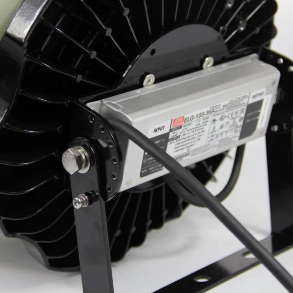 50W 135lm/W 3000K CCT Lumières anti-explosion haute baie haute baie à LED pour la zone1/2/21/22