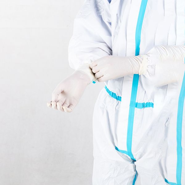 65g PP PE Disposable Medical Scrub Suits Protective Clothing Coverall CE