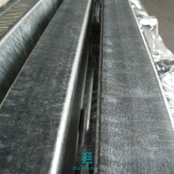 Anti Corrosive Metal Fence Posts Easy Installation For 2D Wire Mesh Fence Panel