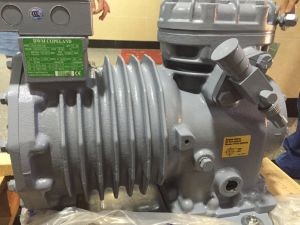 A/C Dwm  Compressor , Semi Hermetic Compressor D4SJ-3000 For Refrigeration