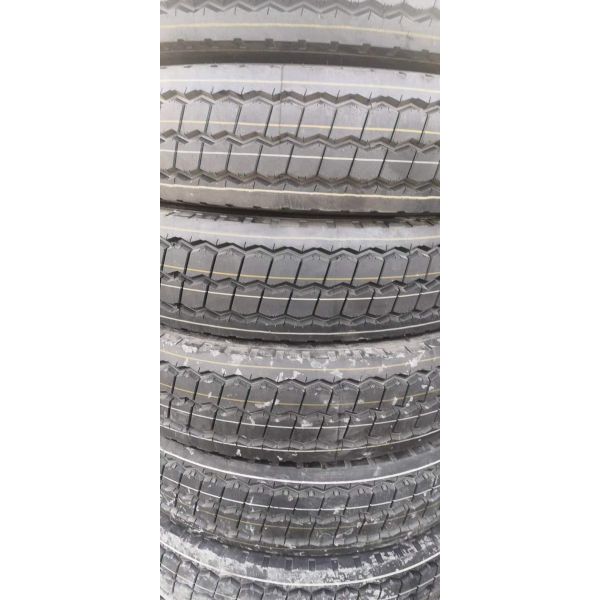 l'autobus du camion 1200R24 bande 20 PAIRES manient les pneus habilement radiaux en acier d'estimation