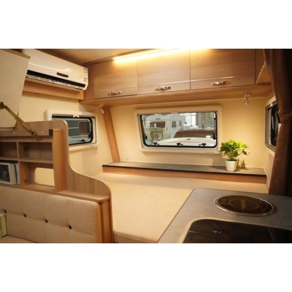 Pièce de Mini Travel Trailers Double Single Axle Camper Trailer 4-6 de sécurité