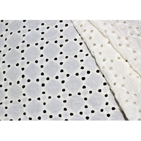 На всем швейцарская ткань шнурка вышивки хлопка отверстии с хлопчатобумажной пряжей оригинала 100%