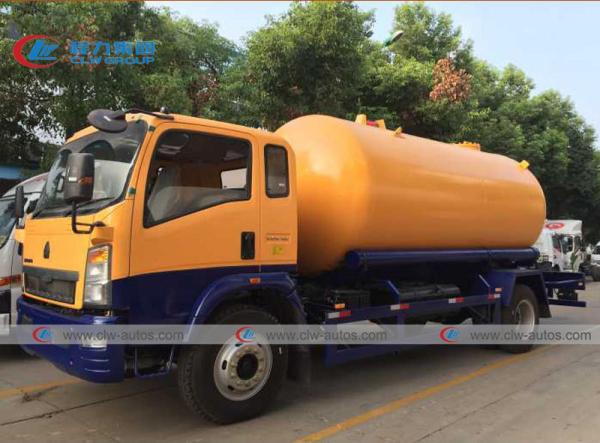 Réservoir de gaz GPL HOWO 8 tonnes 4*2 Propane Bobtail Camion Camion-citerne à essence