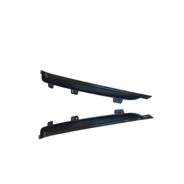 7105160ED1PP  Front Bumper Trim Covers for Xpeng P7 Left/Right Headlight Lower Trim & Side Lamp Decoration Strip