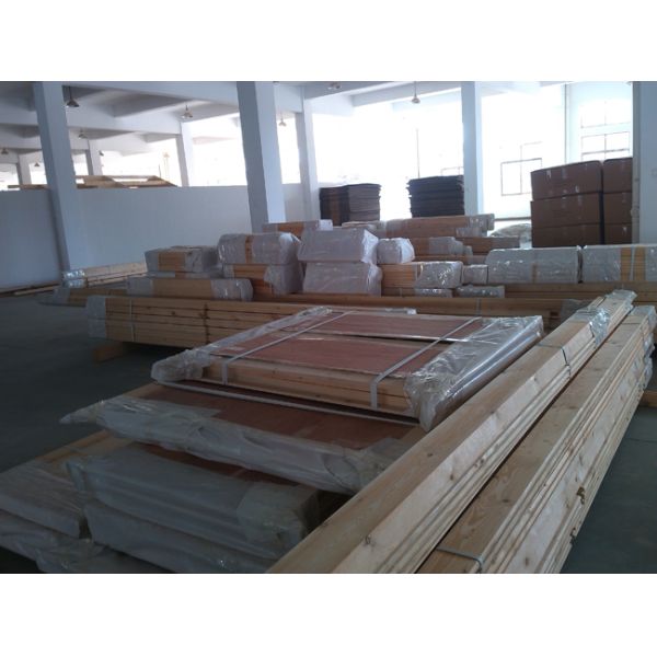 Custom Outdoor Pine Wood Chalet One Floor With 48mm Thickness Of Wall