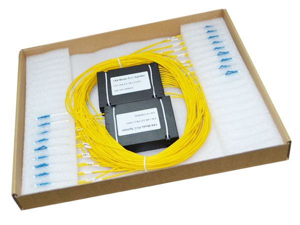Компактный дизайн вносимой потери Splitter PLC кабеля оптического волокна FTTX низкий 1270nm - 1610nm