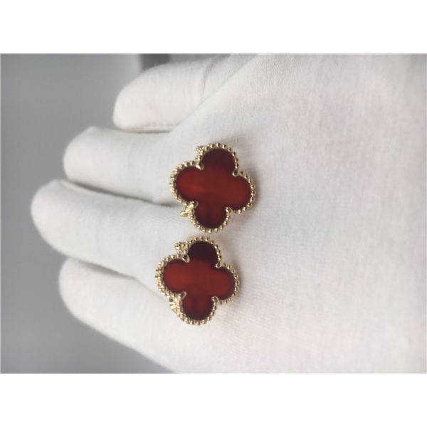 Van Cleef Arpels Vintage Alhambra earrings 18k yellow gold with carnelian