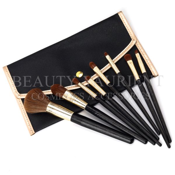 Private Logo 8 Piece Makeup Brush Set OEM Makeup Brushes Skin Friendly