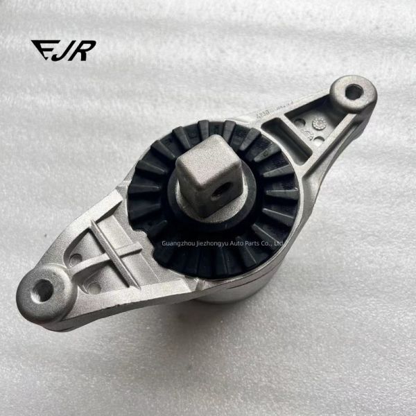 670003628 670003629 Automotive Engine Mounts For Ghibli Levante Quattroporte 3.0 BT V6 4WD