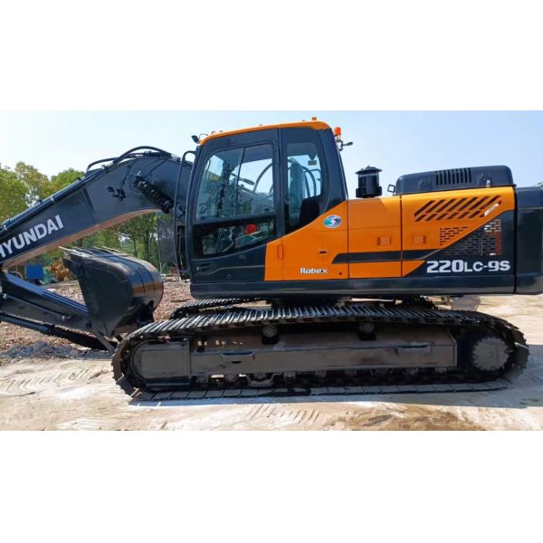 2023 Année Hyundai 220 Excavatrice hydraulique utilisée