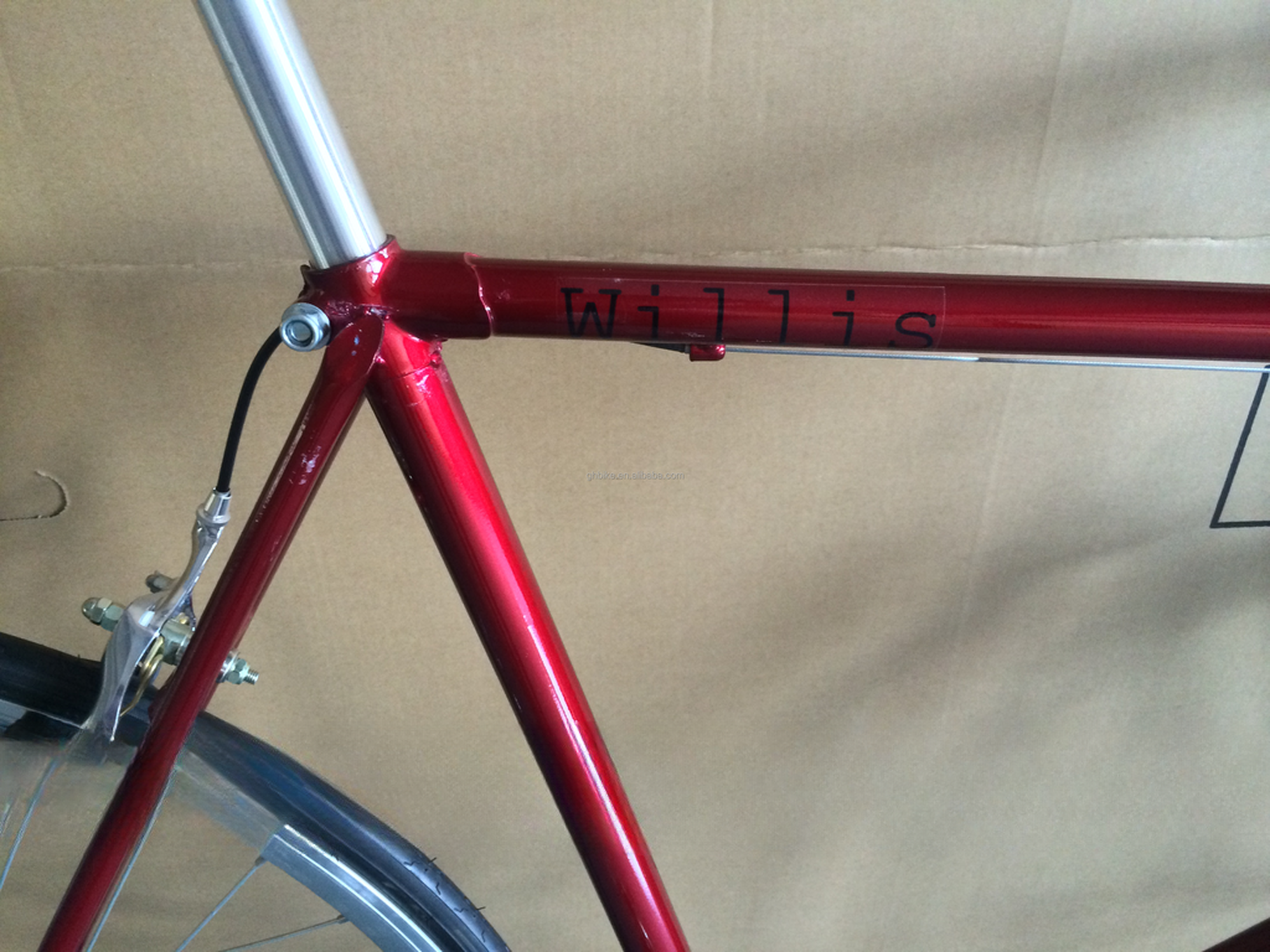 700C Road Bike with Hi-Ten Steel Lugged Frame Shimano 14S Classical and Caliper Brake
