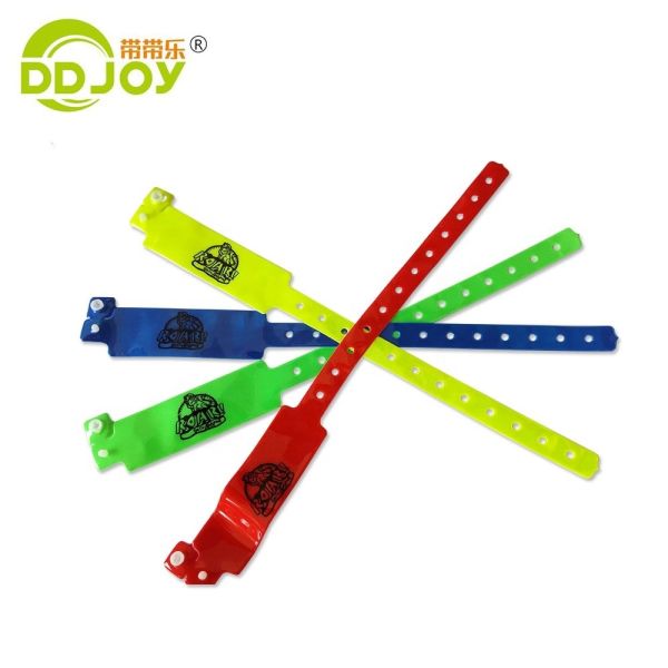 Identification Plastic Vinyl Wristbands Custom Lock Neon Color for Events Parties