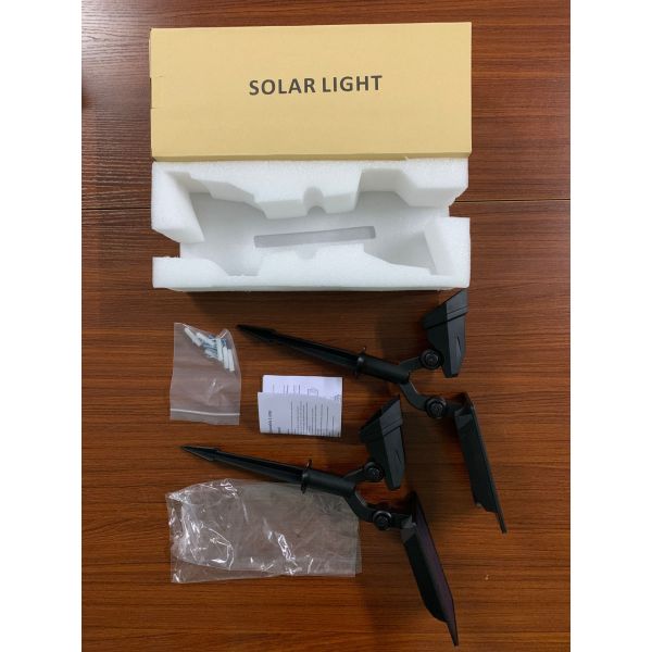 Proyector ajustable integrado solar|El panel fotovoltaico del silicio monocristalino de la prenda impermeable LED|Nueva tierra de la batería de litio