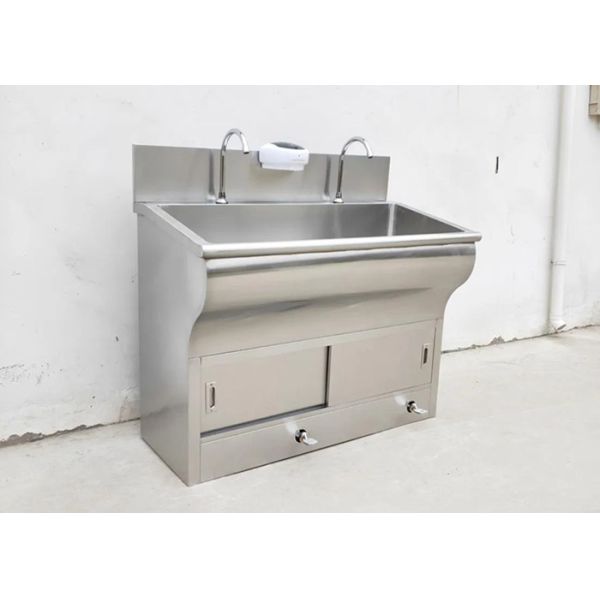 Customized Size Clean Room Equipments With Infrared Induction Water Tap