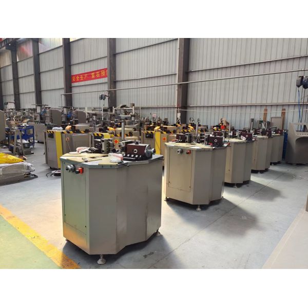 160 Угловой скребок 1,5 кВт Мощность Давление воздуха 0,6-0,8 МПа Для точного скребка