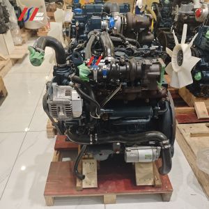 Water Cooled Kubota Diesel Engine Four Cylinder V2403-T 2.4L 2700rpm Convenient