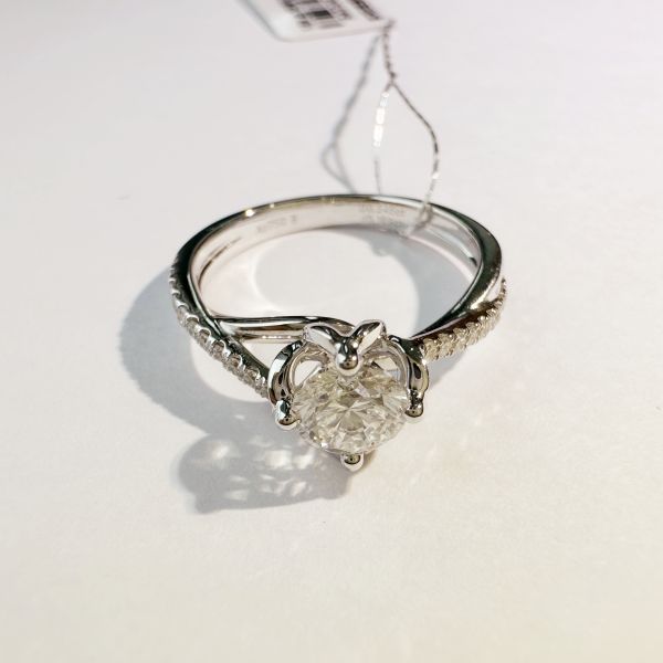 Women's Customized 18K Gold Diamond Engagement Wedding Ring Four Claw Flower Design IGI GIA Lab Grown Diamond Fine Jewelry
