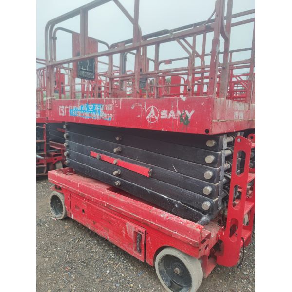 Ascenseur à ciseaux électrique Sany - modèle SGDJ1212 Ascenseur à ciseaux électrique de 12 mètres